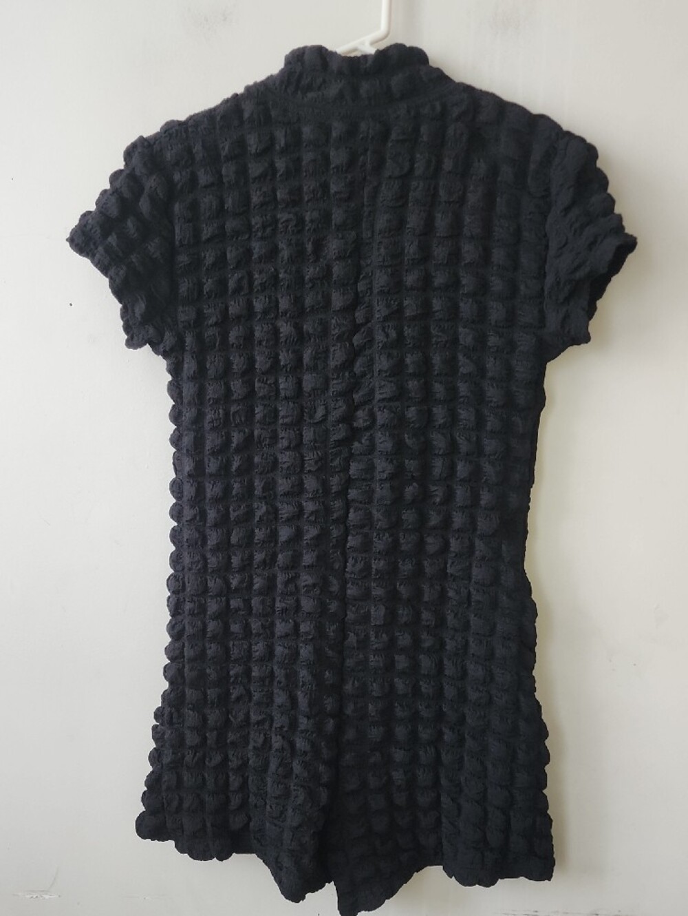 Black Textured Short-Sleeve Romper with Zip Front. New Without Tag - Picture 7 of 12